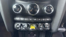 MINI Hatchback 135kW Cooper S Level 2 33kWh 3dr Auto Electric Hatchback